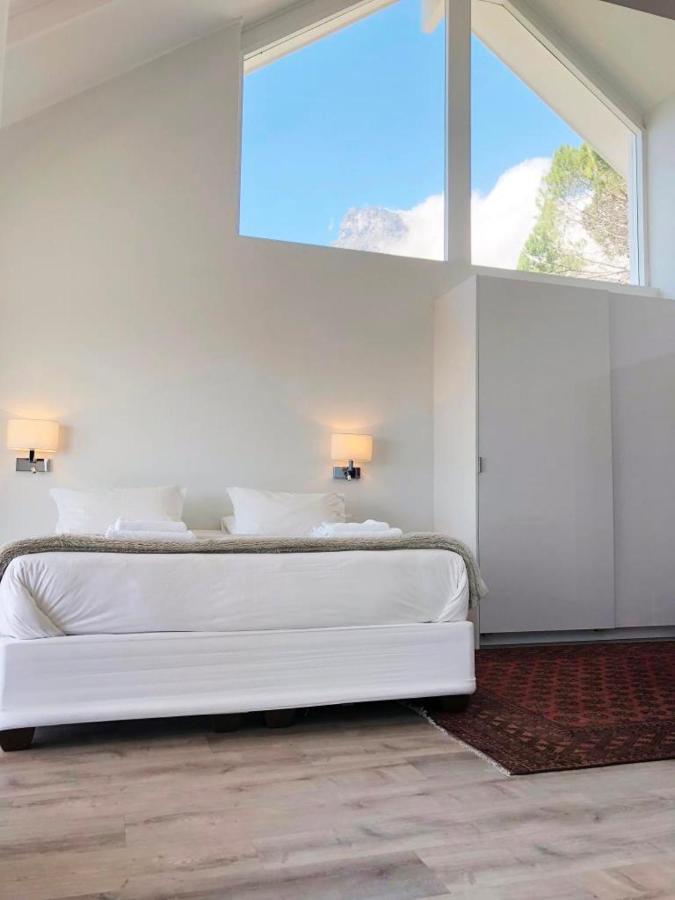 Camps Bay Loft With Stunning Mountain And Ocean Views Apartman Fokváros Kültér fotó