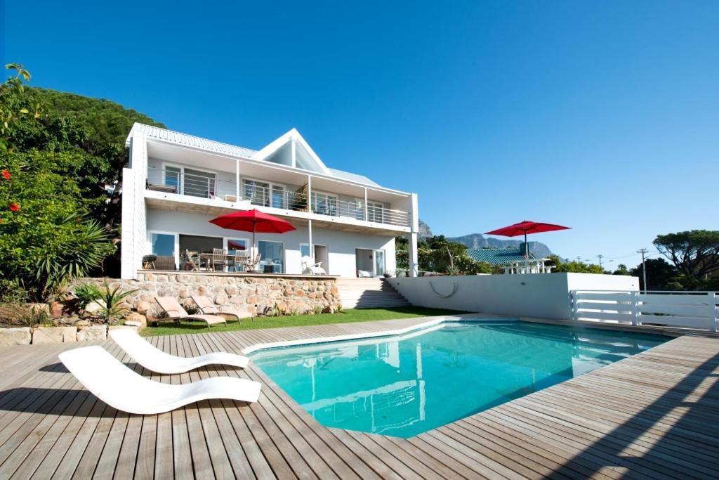 Camps Bay Loft With Stunning Mountain And Ocean Views Apartman Fokváros Kültér fotó